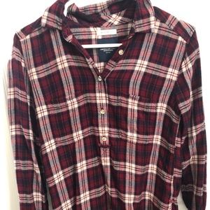 Oversized plaid quarter-button up
